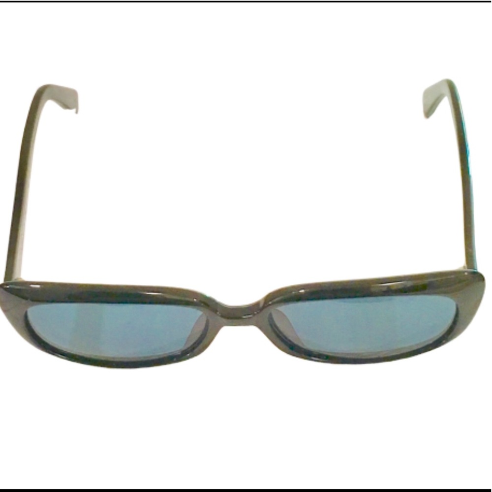 NWOT VINTAGE: Nicole Miller Sunglasses WITH Case!! - Picture 4 of 7